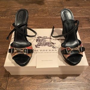 Burberry wedges Size 38